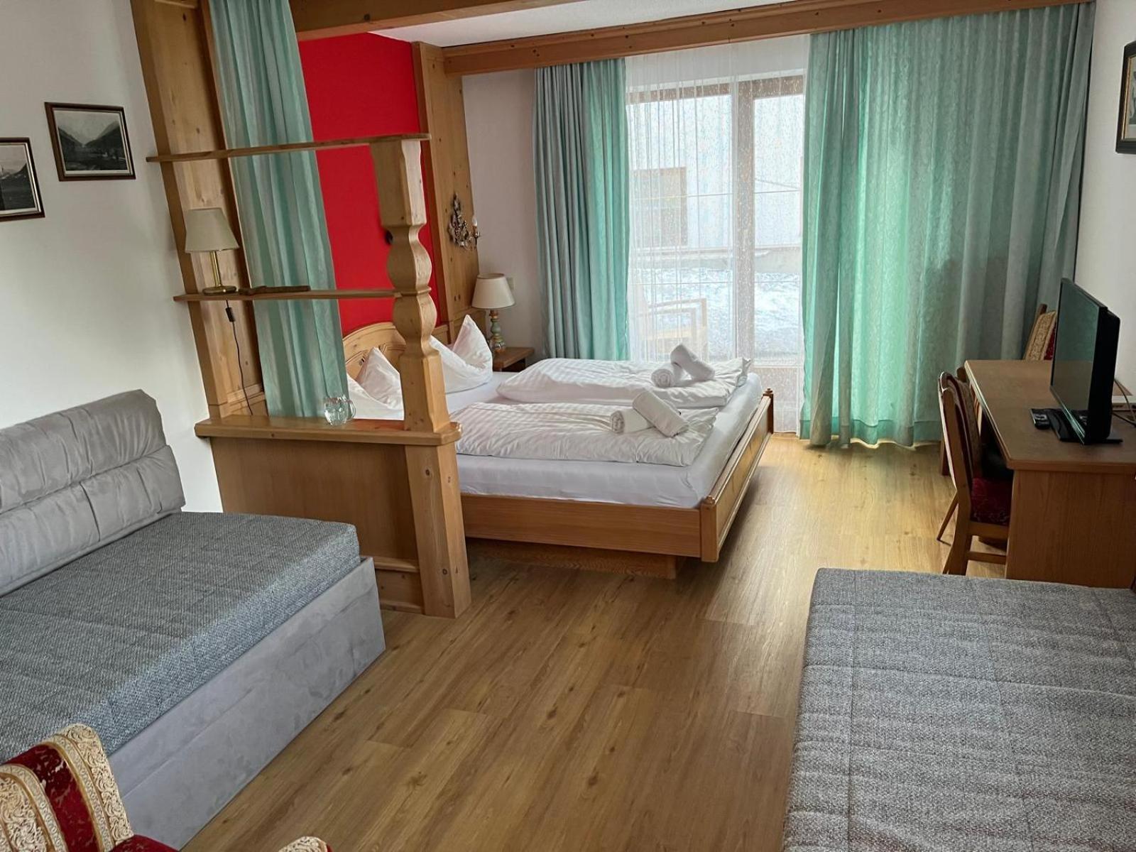 Tieflehner Hof Pitztalhaus Hotel Санкт-Леонхард-им-Пицталь Экстерьер фото