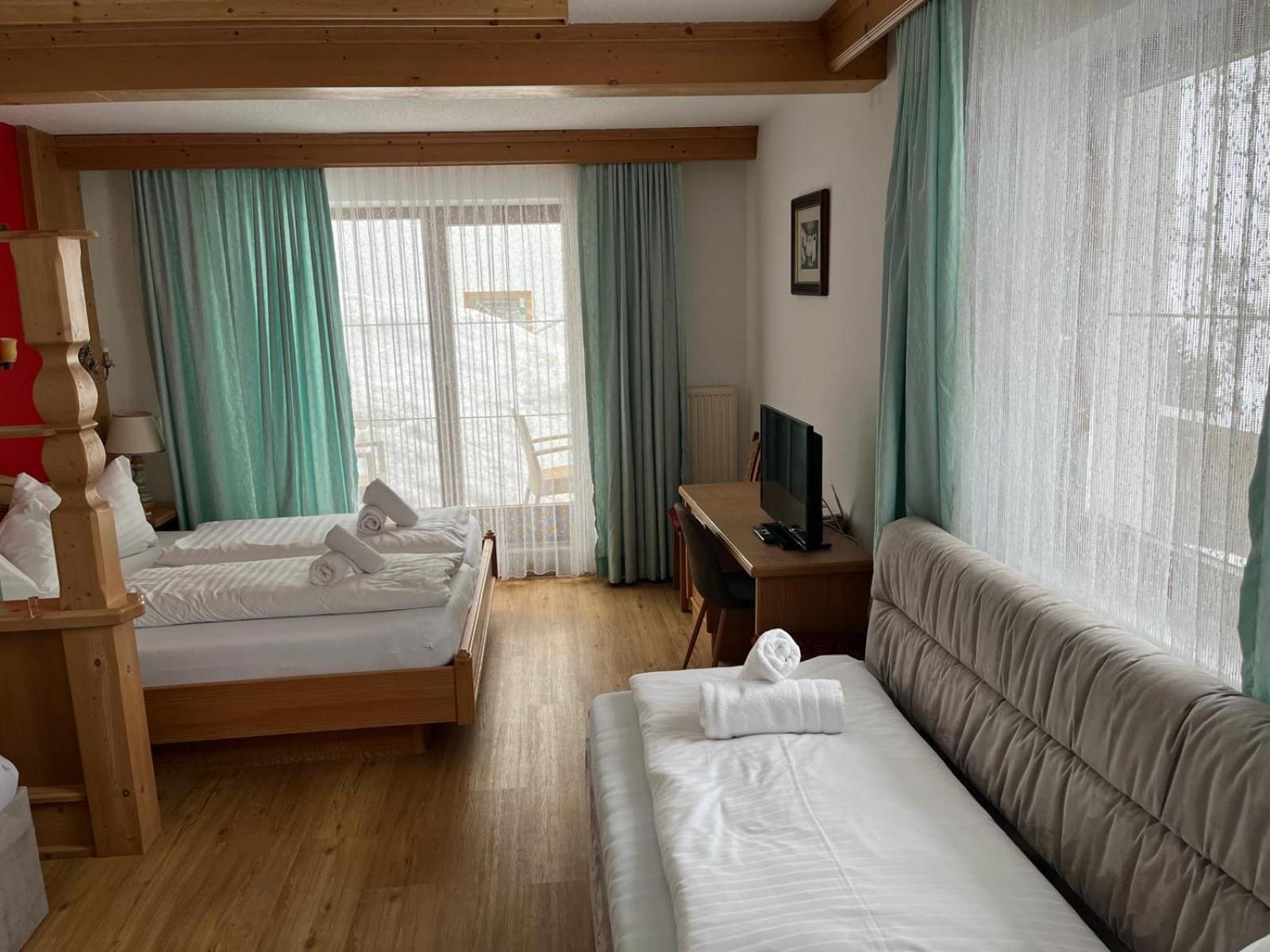 Tieflehner Hof Pitztalhaus Hotel Санкт-Леонхард-им-Пицталь Экстерьер фото